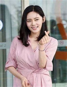 学长在下面撞我写着作业免费阅读,歪歪漫画登录页面免费漫画入口首页广东