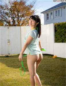 王语嫣又粗又长又硬好爽/马背上粗大快速深入h限